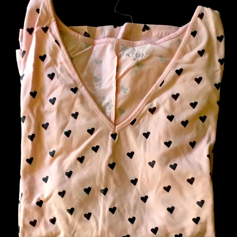 SORRY NOT FOR SALE!  NWT Pink&Charcoal Hearts V-neck Tee 2X A.T.U.N. LS